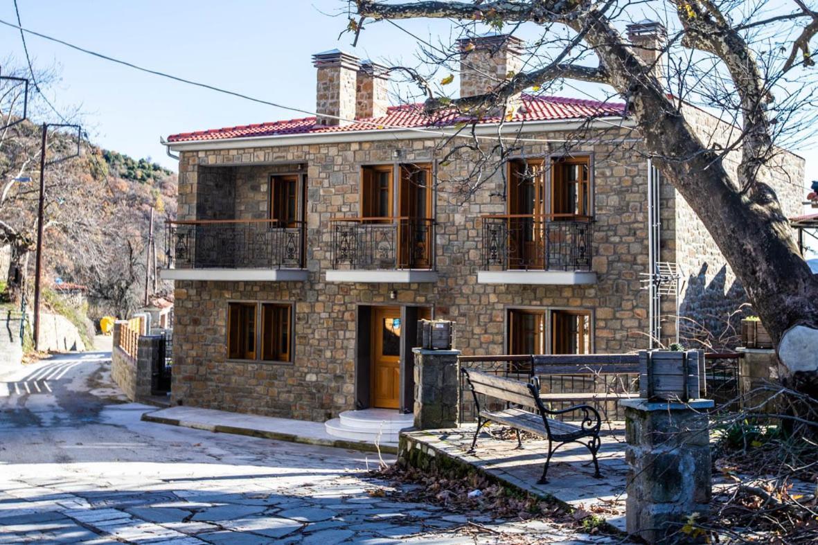 Rentinia Inn Rentína Exterior photo
