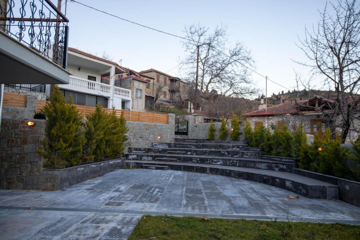 Rentinia Inn Rentína Exterior photo